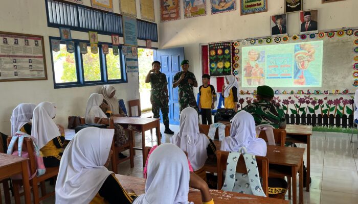 Yonif TP-857/ GG Mane Beri Pembekalan Dokter Cilik