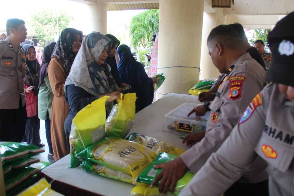 Polresta Banda Aceh Kembali Gelar GPM, Distribusikan 500 Sak Beras SPHP
