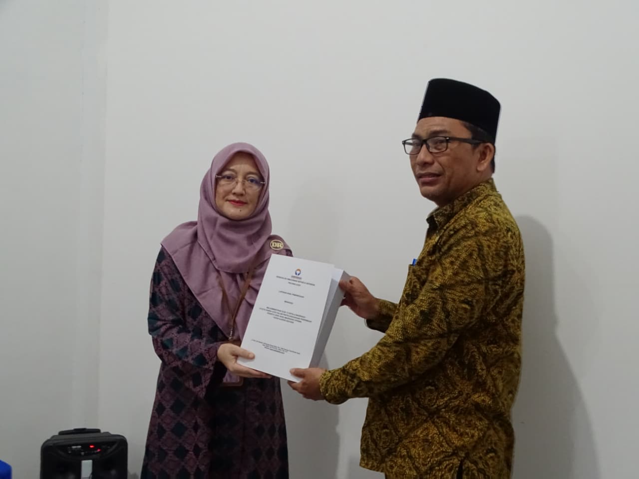 Terkait Temuan Malaadministrasi Pada PPDBM: Ombudsman Serahkan 19 LHP Kepada 12 Kepala Madrasah