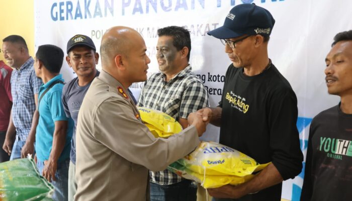 Peringati Hari Damai Aceh Ke-20, Polres Sabang Salurkan Bansos