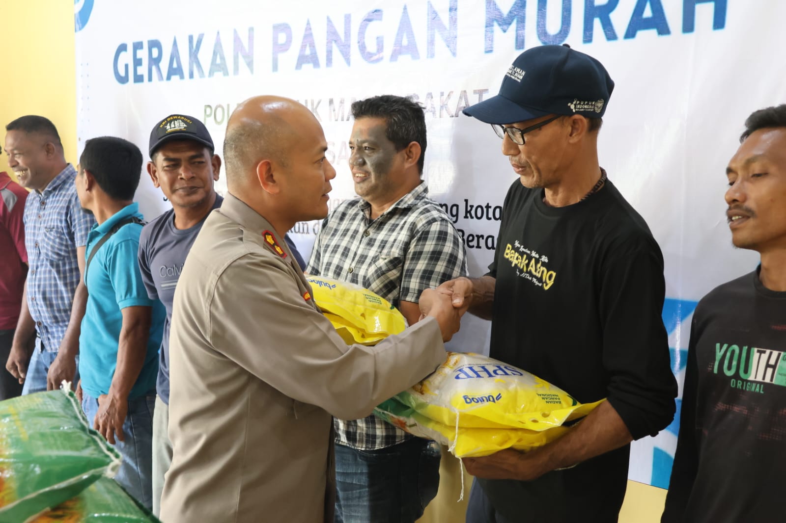 Peringati Hari Damai Aceh Ke-20, Polres Sabang Salurkan Bansos