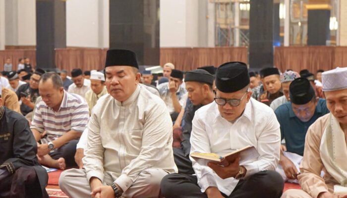 Pemkab Agara Yasinan Di Masjid Agung At-Taqwa Kutacane