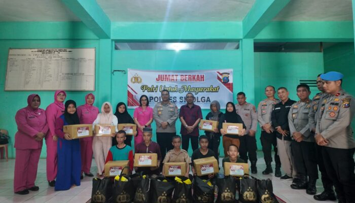 Kapolres Sibolga Berbagi Dengan Anak-anak Panti Asuhan Darrur Rahmah
