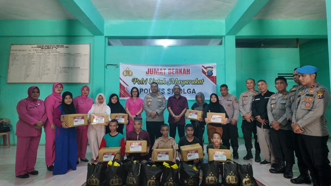 Kapolres Sibolga Berbagi Dengan Anak-anak Panti Asuhan Darrur Rahmah