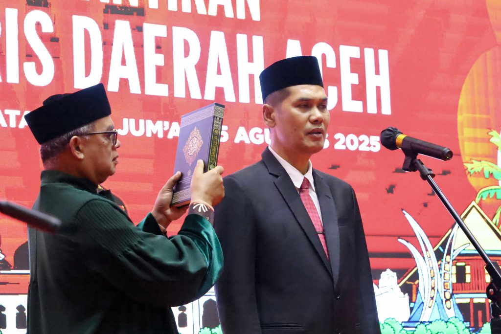Gubernur Lantik M Nasir Sebagai Sekda Aceh