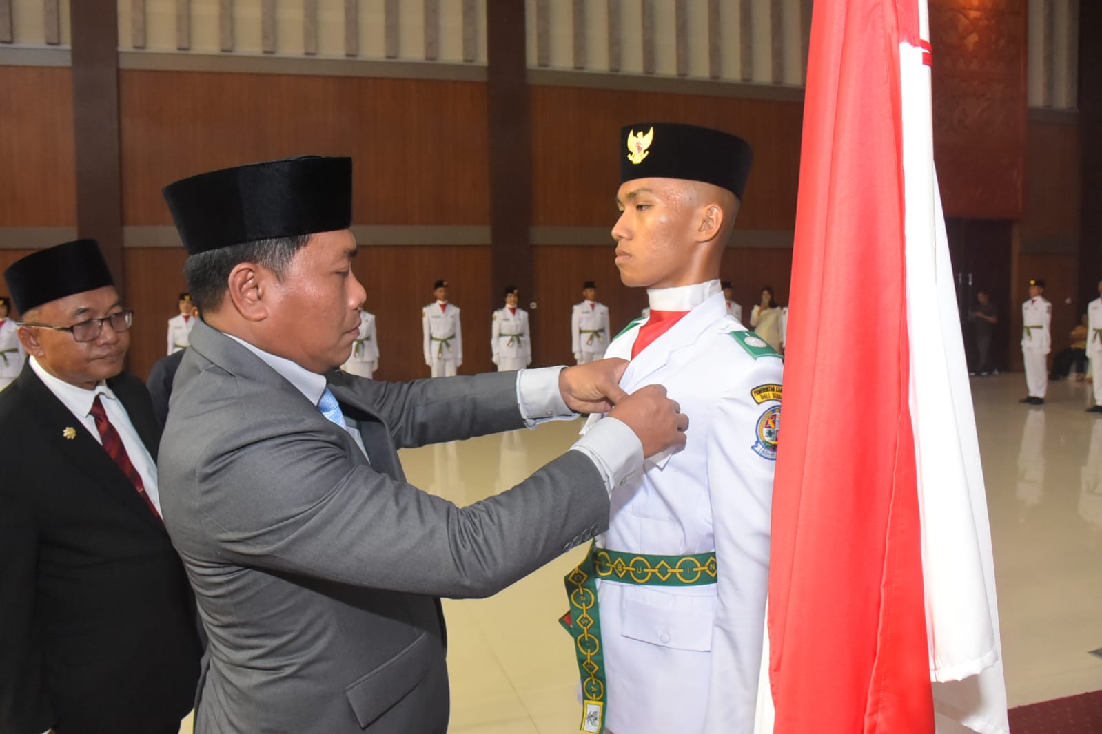 45 Anggota Paskibraka Deliserdang Dikukuhkan