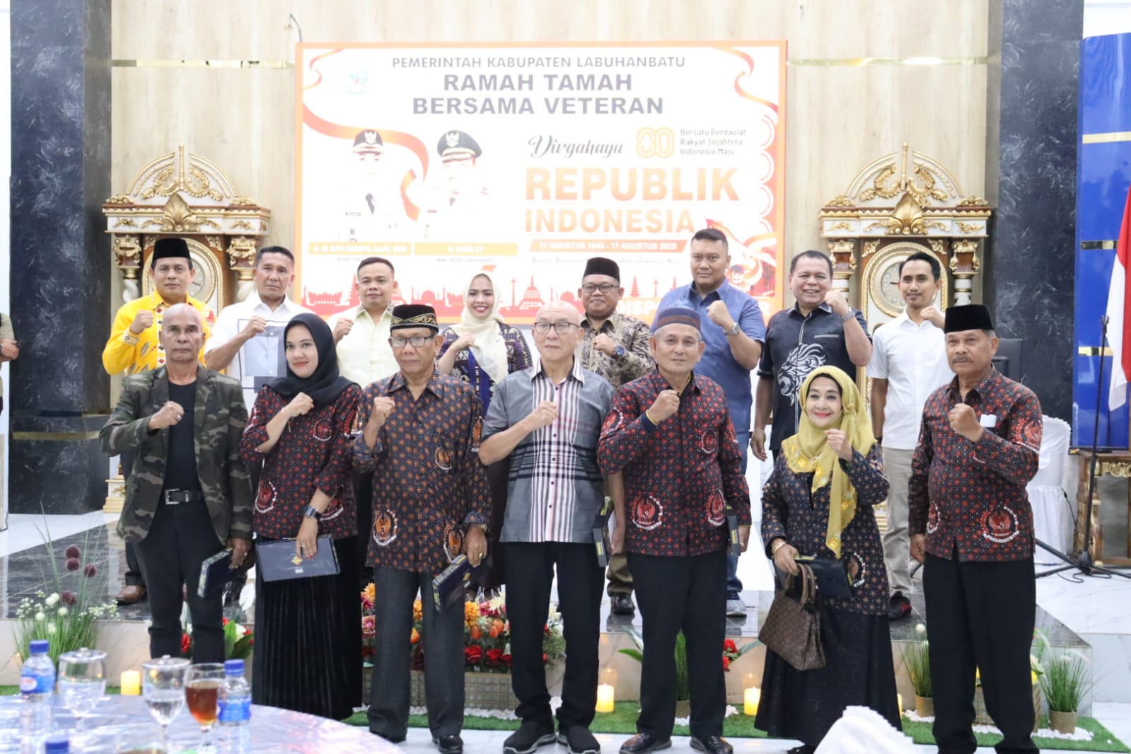 Bupati Labuhanbatu Jamu Pejuang Veteran