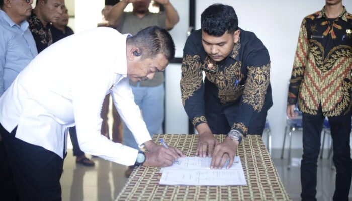 Bupati Madina Pindahkan Direktur RSUD Natal