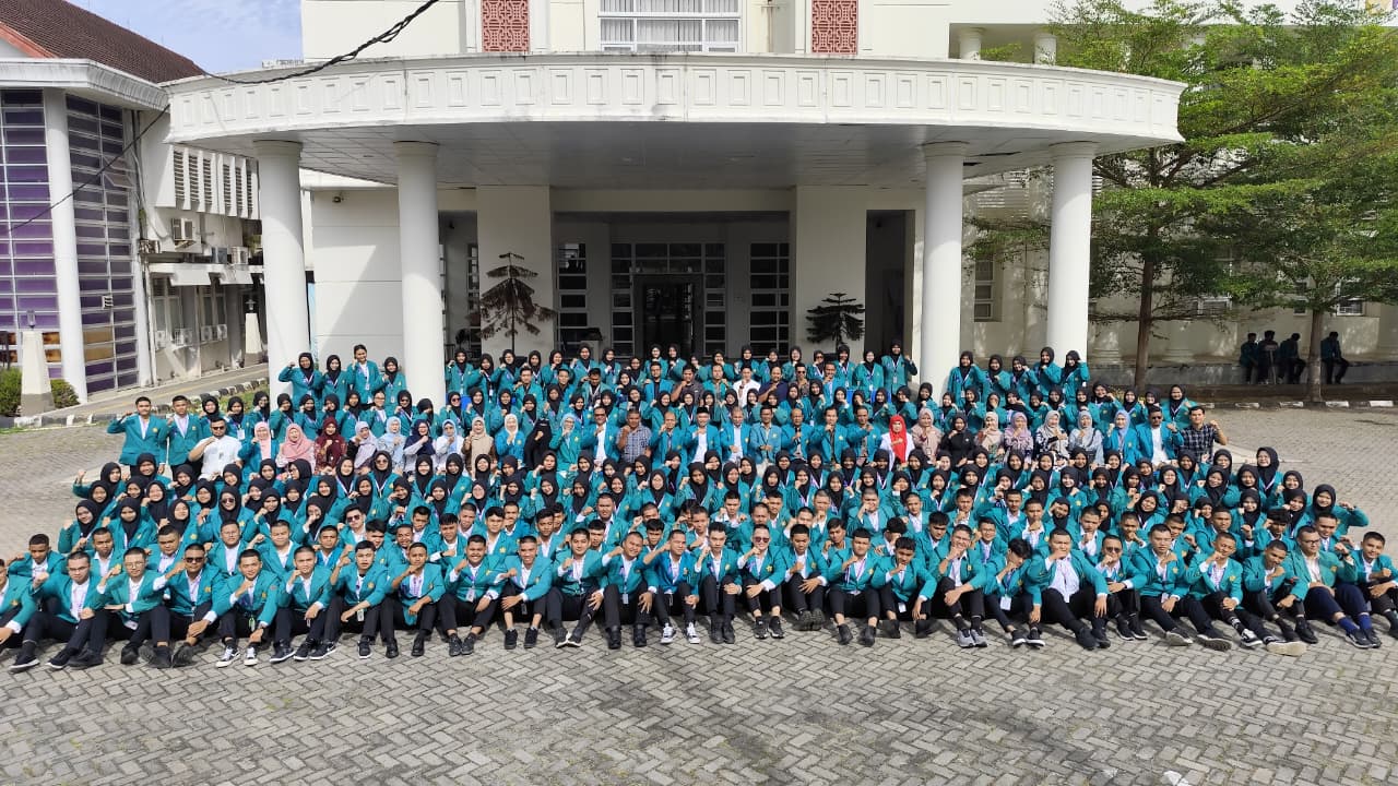 PAKARMARU FKH USK 2025: Awal Perjalanan Mahasiswa Baru Menuju Dunia Kedokteran Hewan