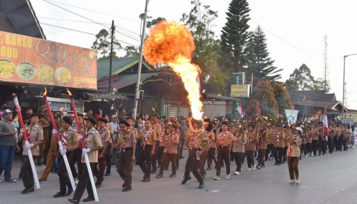 Taptu Dan Pawai Obor Sambut Ulang Tahun Ke-80 RI
