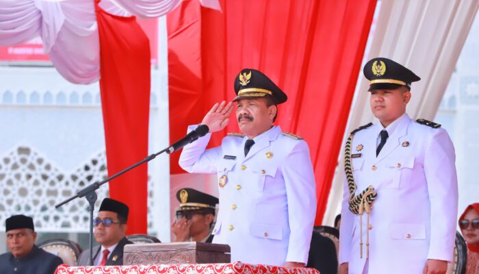 Bupati Sarjani Pimpin Upacara Peringatan HUT Ke 80 RI