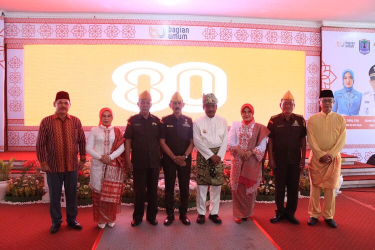 Ramah Tamah Bersama Veteran, Pemko Binjai Serahkan Bantuan Tali Asih