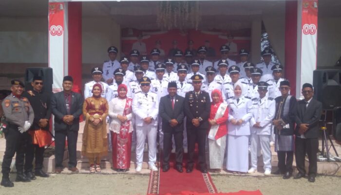 Said Mudhar Pimpin Upacara HUT Ke-80 RI Di Seunagan Timur