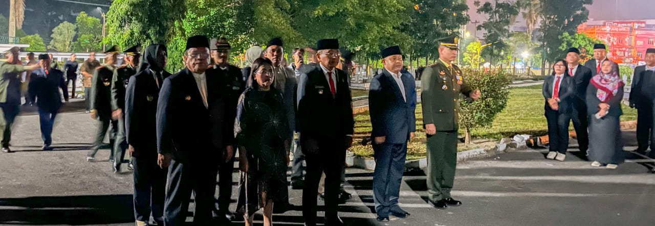 Wali Kota Apel Kehormatan Dan Renungan Suci Di TMP P.Siantar
