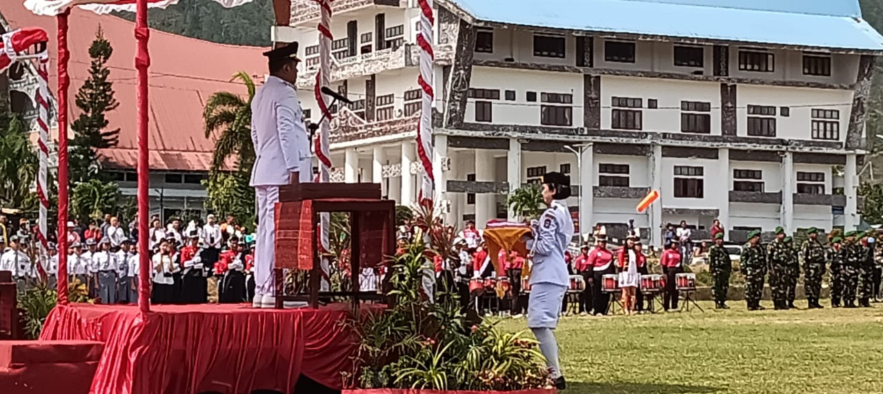 Bupati Toba Pimpin Peringatan HUT Ke-80 RI