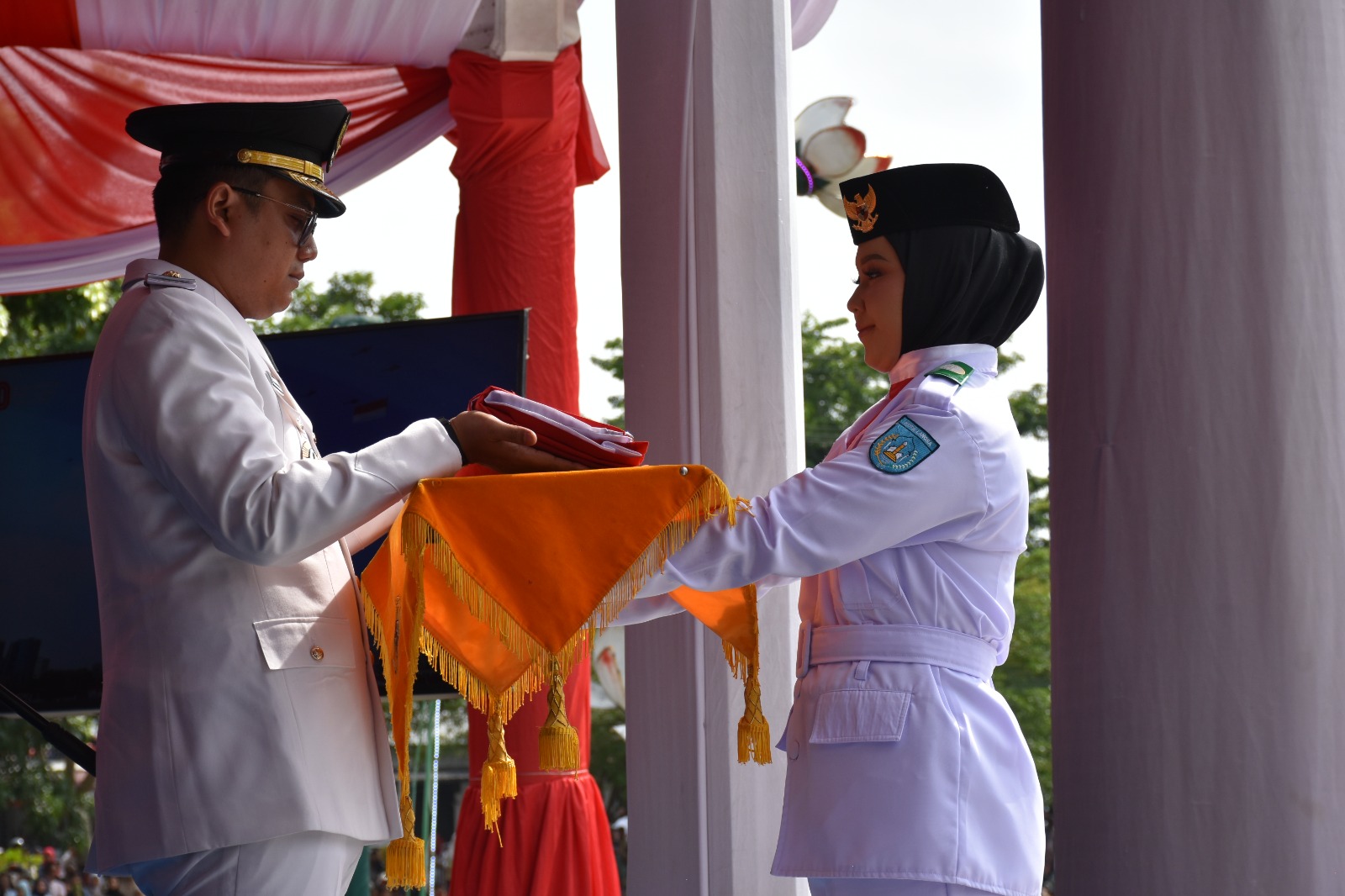 Jeffry Sentana Pimpin Upacara HUT Ke-80 RI Di Lapangan Merdeka