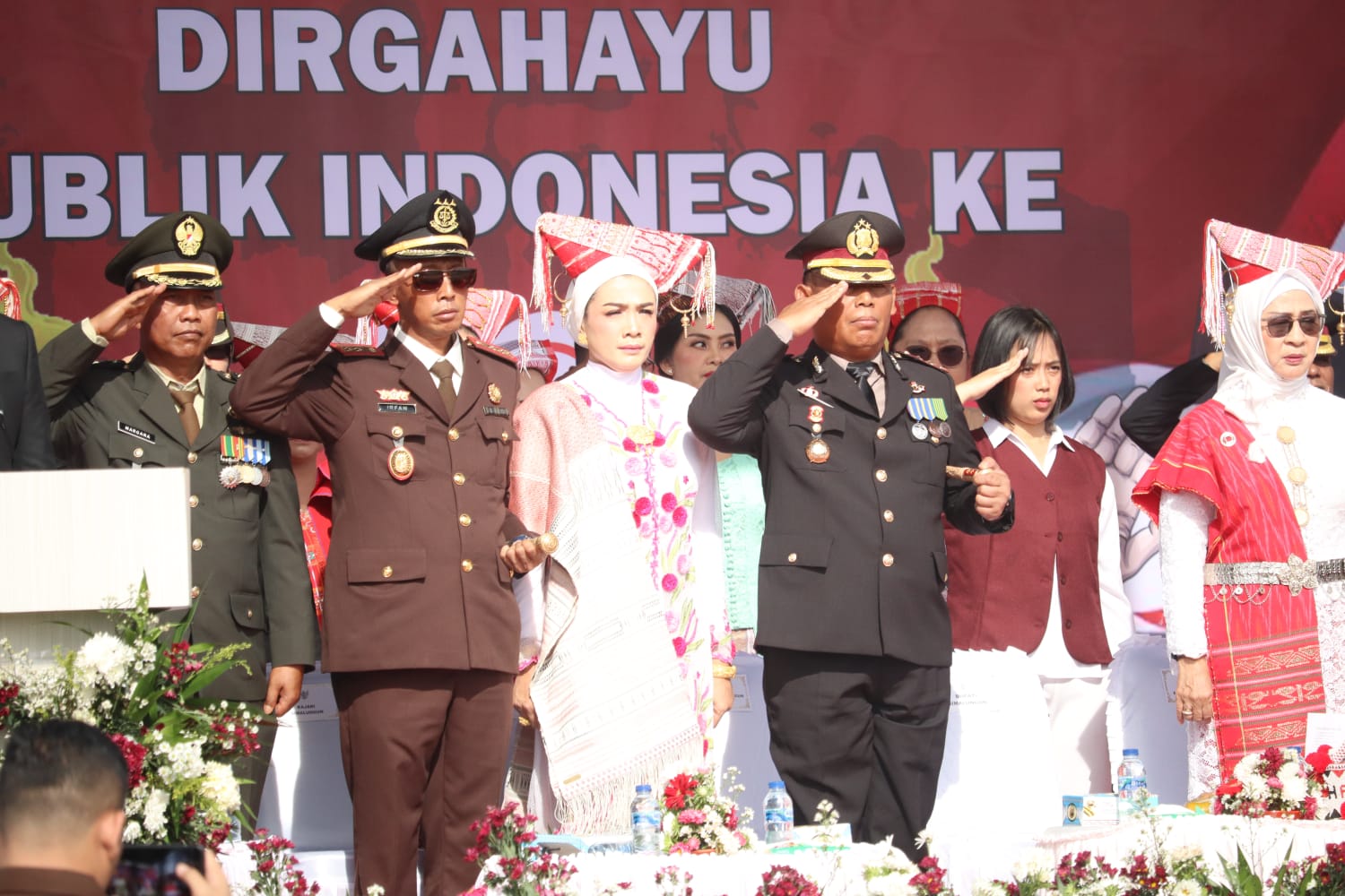 Kapolres Simalungun Dan Ketua Bhayangkari Ikuti Upacara Detik-detik Proklamasi