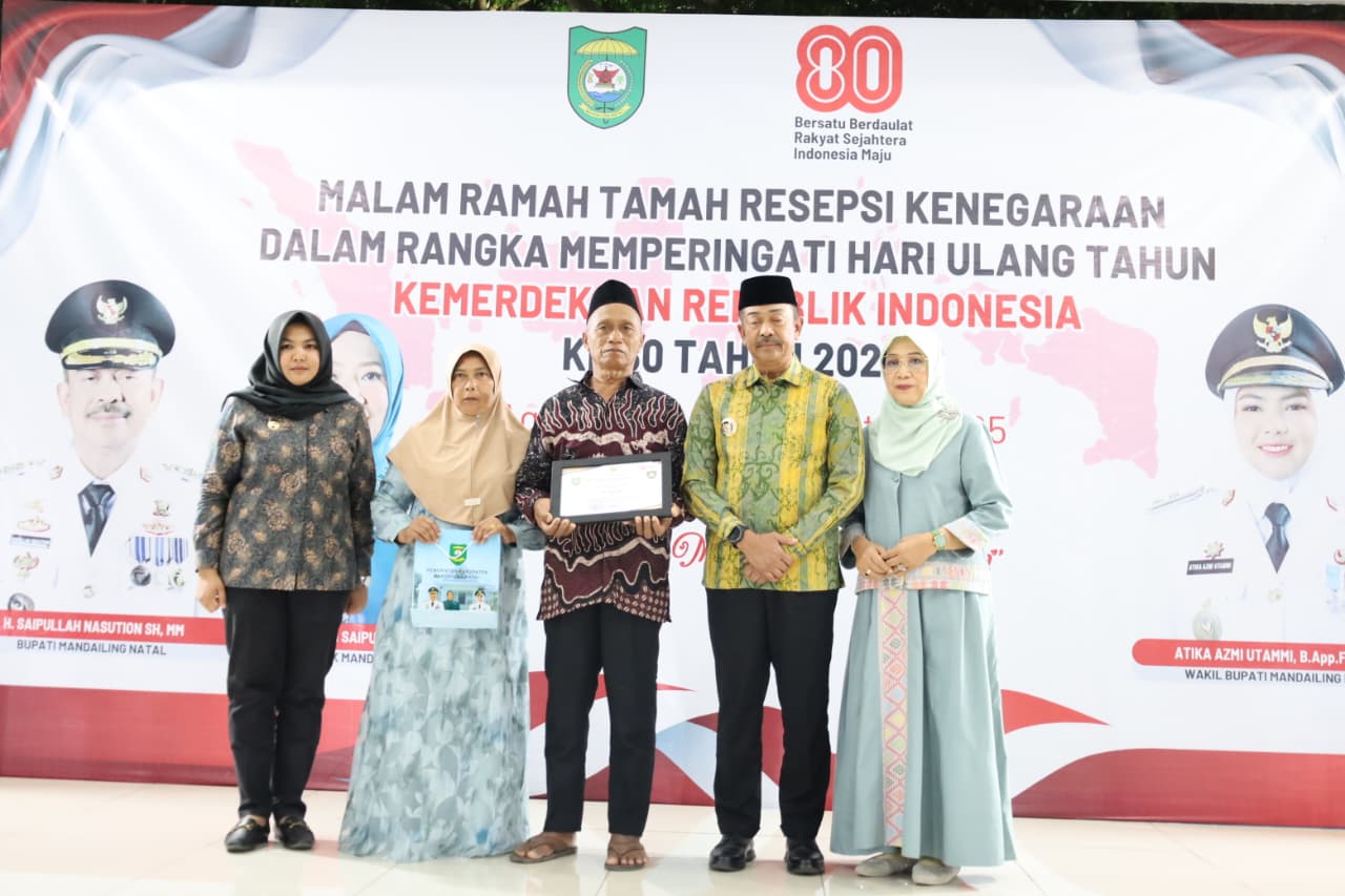 Gelar Kehormatan Untuk Diva Febriani Dari Pemkab Madina