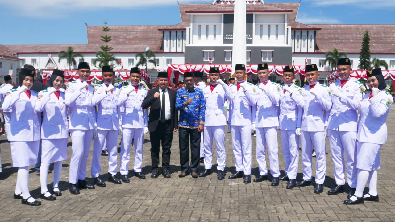 Kepala MAN IC Bangga, 12 Siswanya Dominasi Paskibraka Tapsel