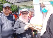 Peringati HUT RI, Ketua PKK Aceh Singkil Perdana Siagakan 4 Ton Beras Murah
