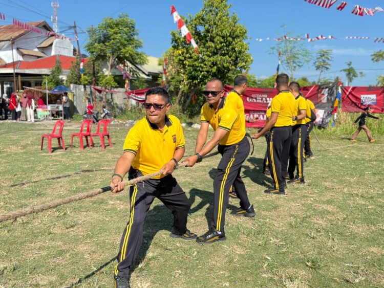 Keseruan Polisi Dan Warga Blang Asan Lomba Di HUT Ke-80 RI