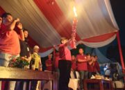 INALUM Gelar Pawai Obor, Ribuan Warga Meriahkan HUT Ke-80 RI