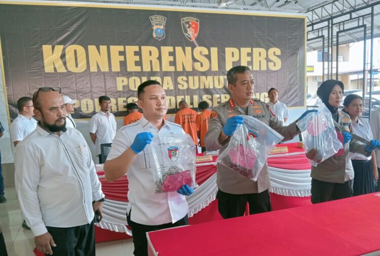 Hadirkan 4 Pelaku, Polresta Deliserdang Ungkap Motif Pembunuhan Berencana Di Lubukpakam