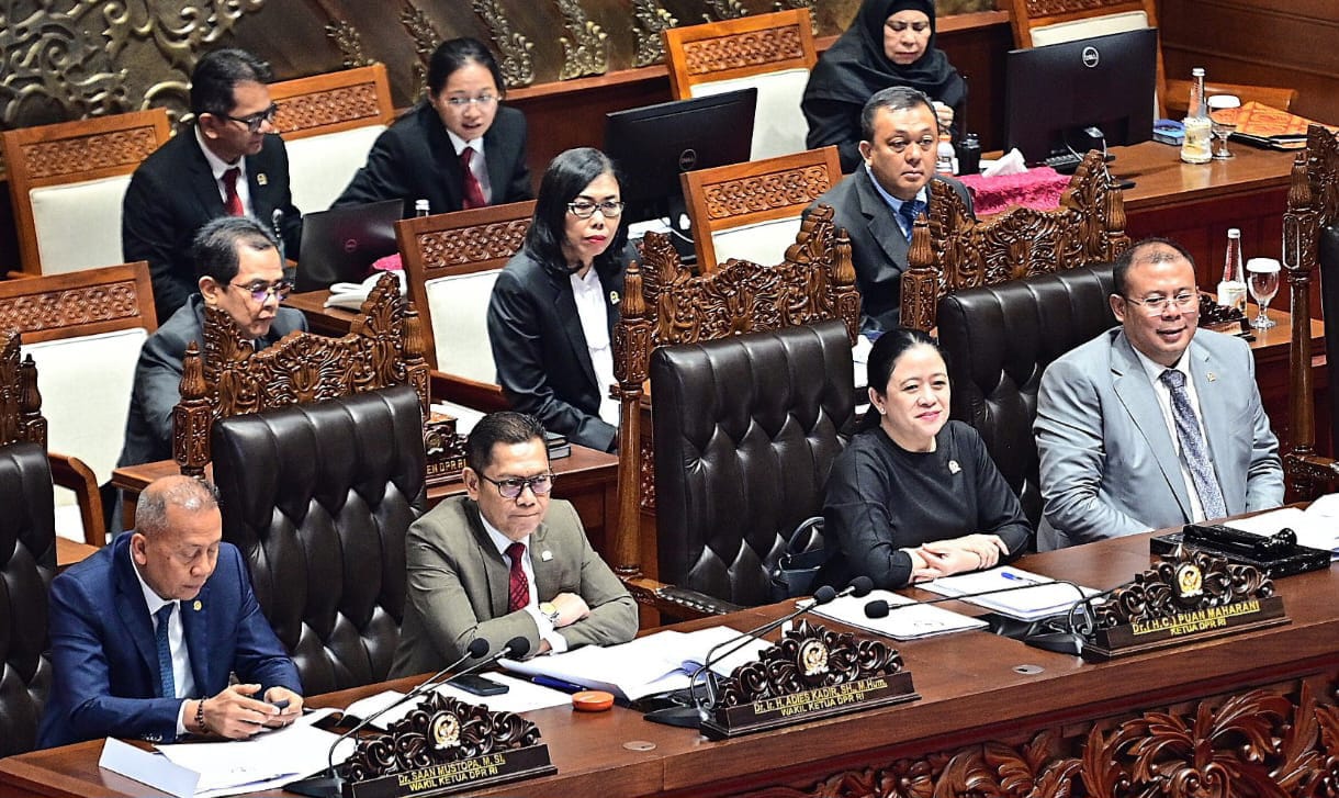 DPR RI Setujui Inosentius Samsul Jadi Hakim MK