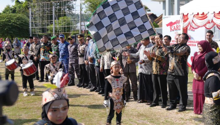Ribuan Siswa Meriahkan Pawai HUT Ke-80 RI Di Sabang