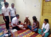 Warga Baktiraja Tertimpa Pohon, Pemkab Humbahas Hadir Membantu