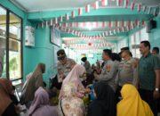 Jumat Berkah, Satbinmas Polres Langsa Berbagi Kue Ke Pasien RSUD