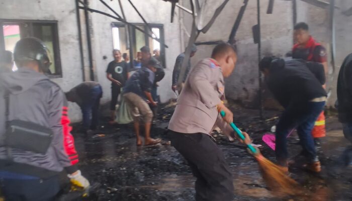 Api Hanguskan Dua Bilik Santri Di Pompes Madinatuddiniyah Kerugian Rp200 Juta
