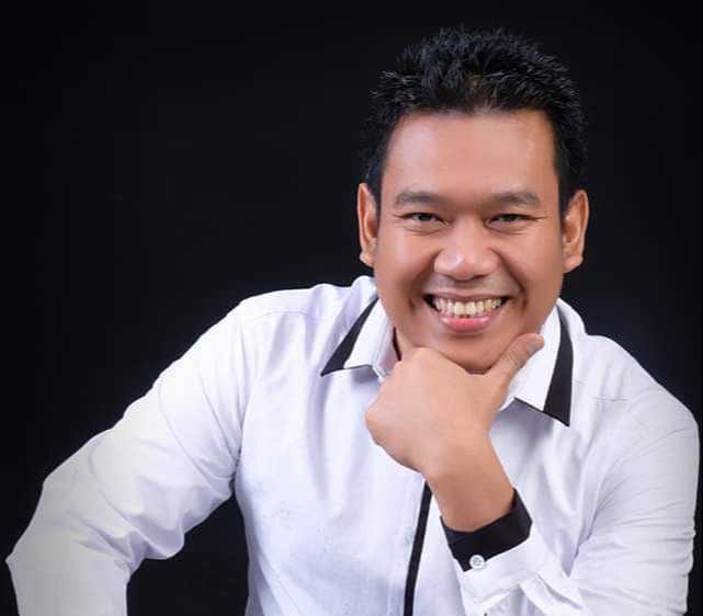 Perempuan Berpakaian Mini: Bukan Perusak Negara! 