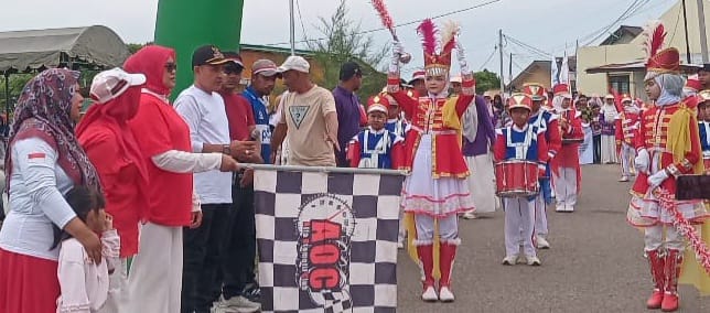 Jalan Santai Semarakkan HUT RI Ke-80 Di Cureh
