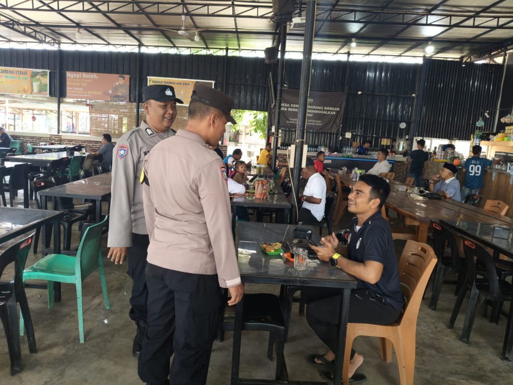 Polisi Ajak Warga Jaga Kamtibmas  Dengan Patroli Dialogis