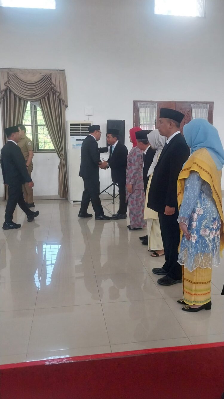 Asri Ludin Tambunan Lantik Lima Pejabat Eselon II