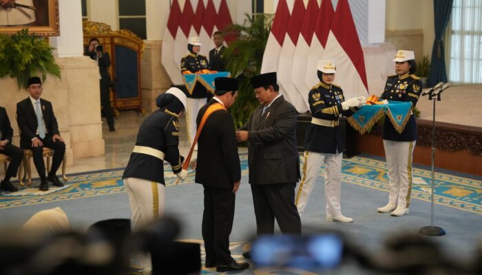 Ketua DPD RI Sultan Najamudin Terima Bintang RI Utama