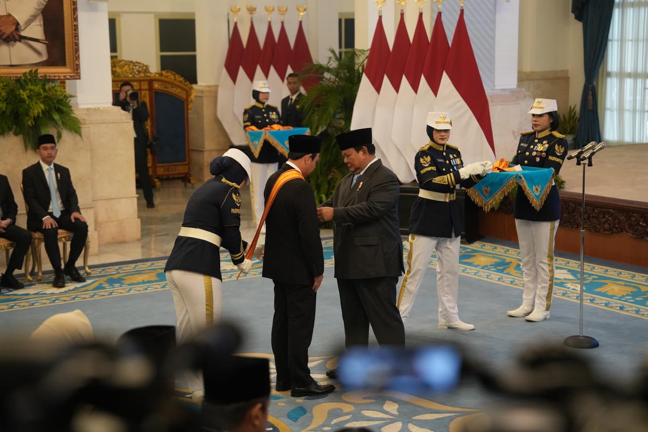 Ketua DPD RI Sultan Najamudin Terima Bintang RI Utama