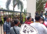 Massa Geruduk Kejari Aceh Tamiang, Tuntut Eksekusi Lahan dan Penangkapan DPO