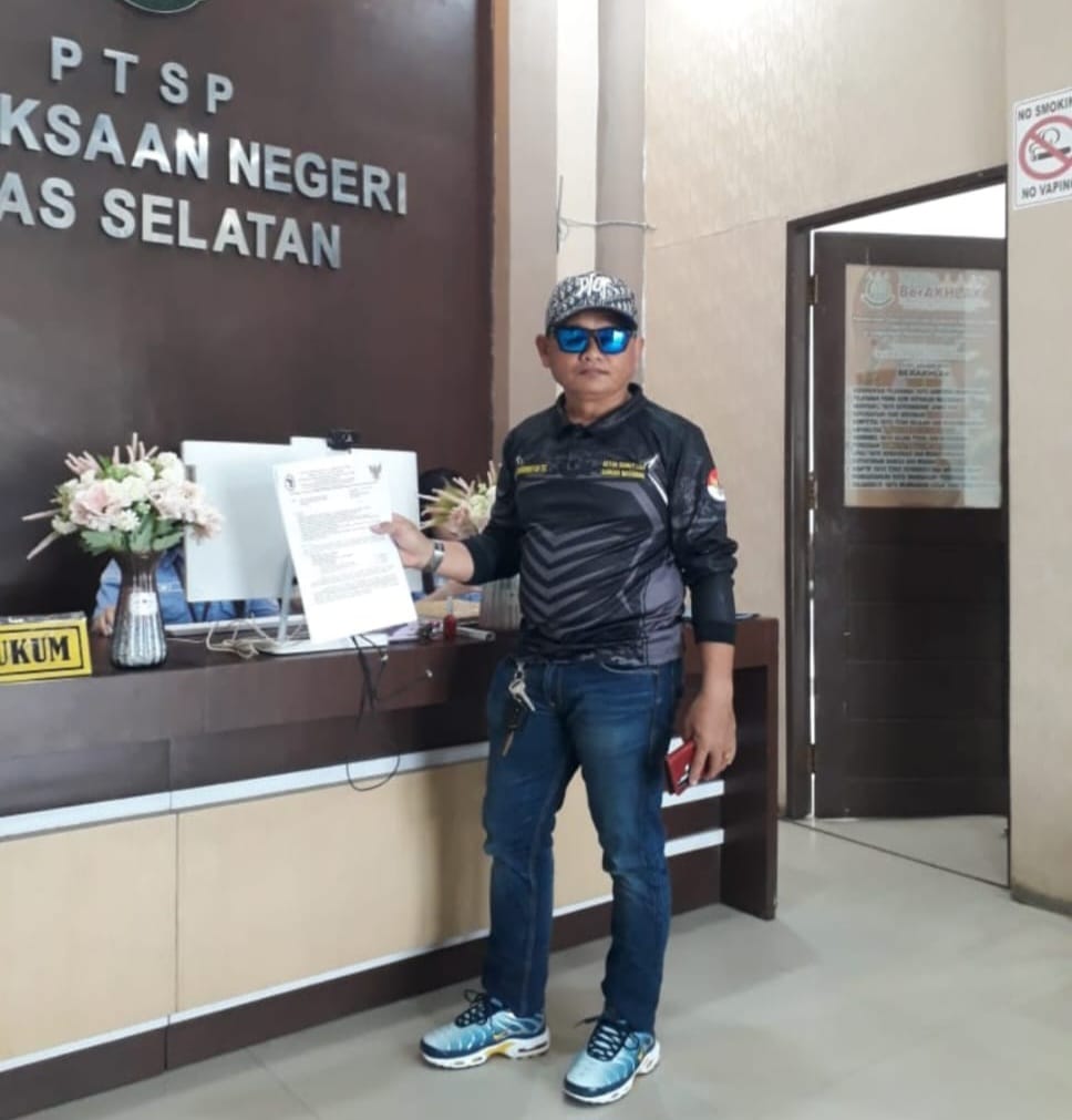 Diduga Selewengkan Dana BOS, Kepala SMKN 1 Idanotae Dilaporkan Ke Kejari Nisel