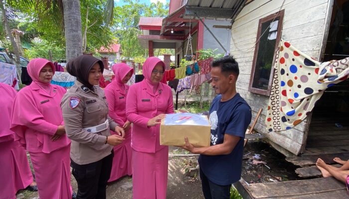 Ketua Bhayangkari Dan Polwan Polres Sabang Salurkan Sembako
