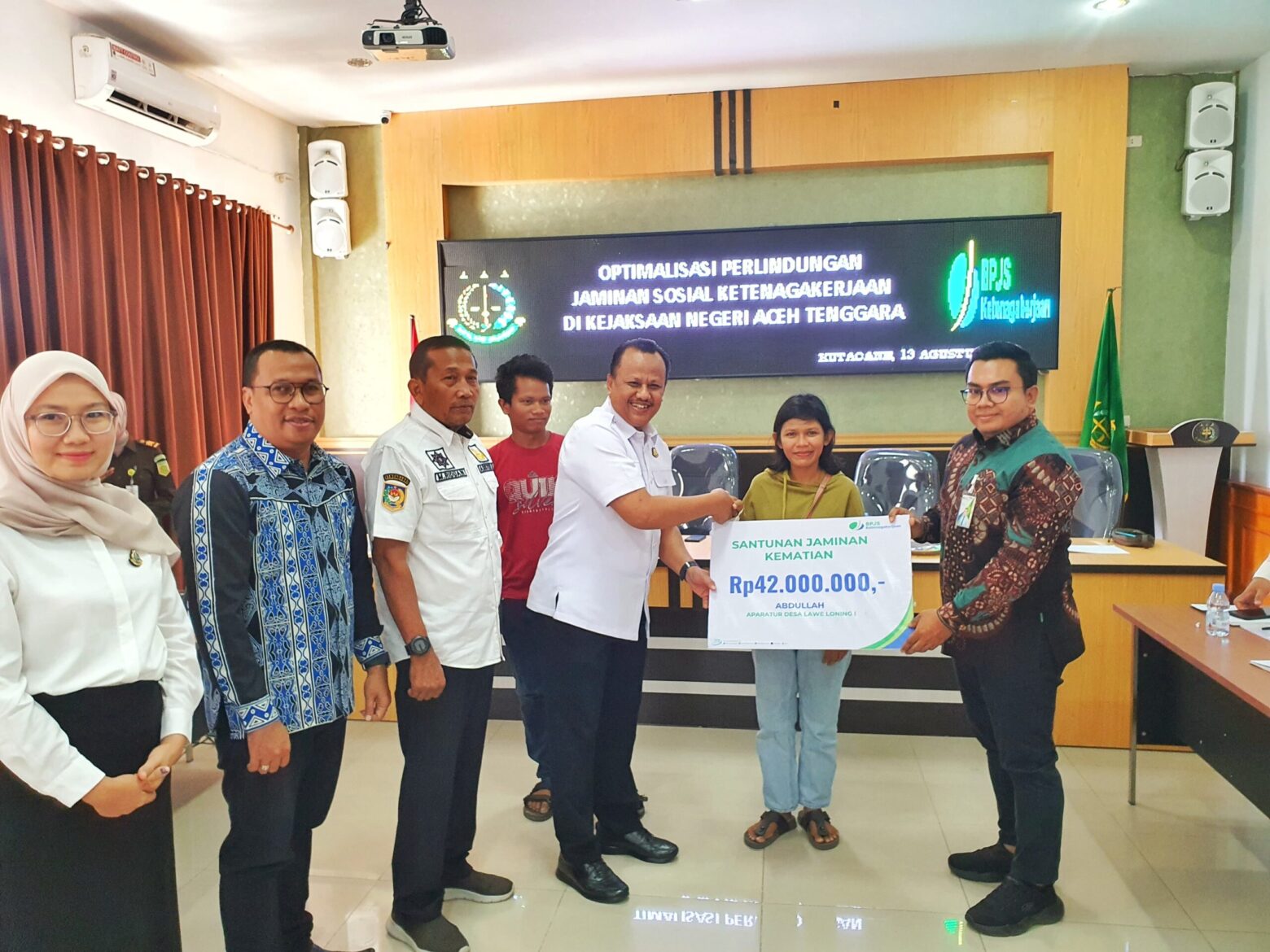 BPJamsostek Dan Kajari Agara Rakor Peningkatkan Kepatuhan Kepesertaan Non ASN Dan Perangkat Desa