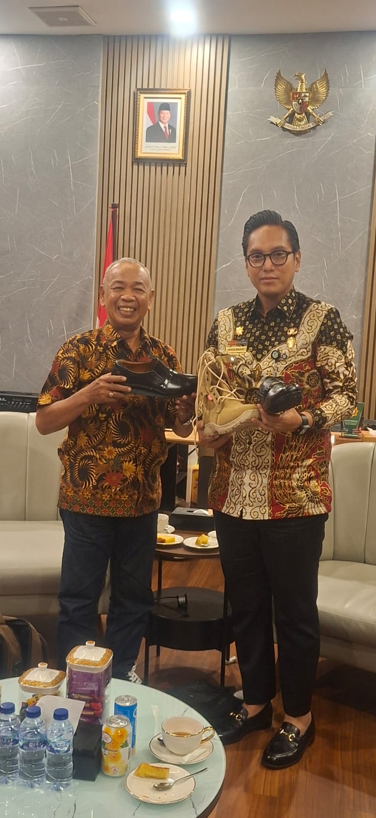 Pengusaha Sepatu Kulit Lokal Dapat Dukungan Penuh Dari Wali Kota Medan