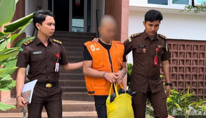 Kejari Bireuen Terima Tersangka Kasus Tramadol