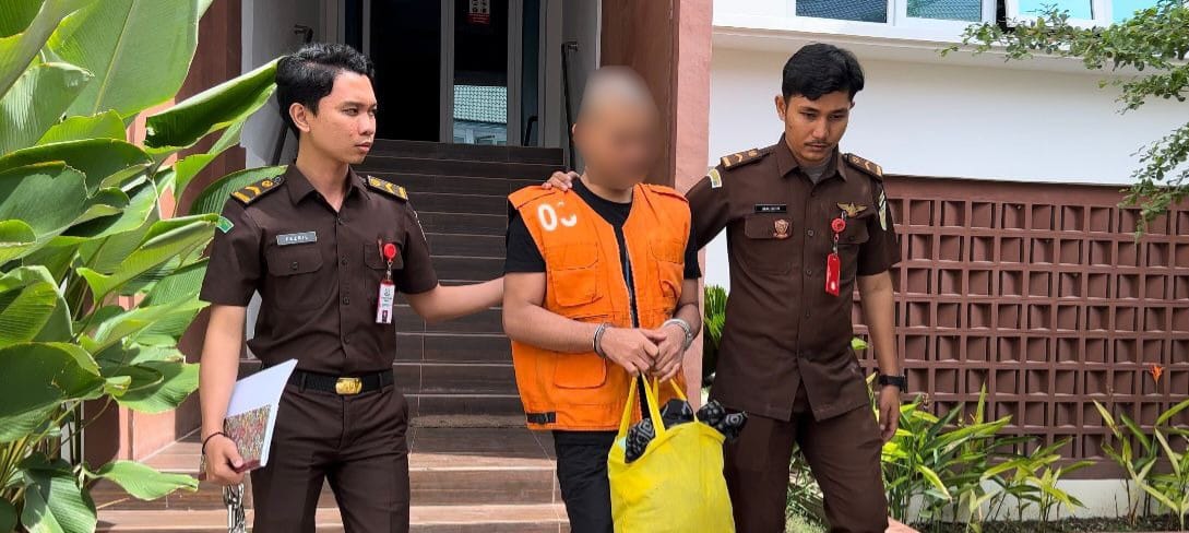Kejari Bireuen Terima Tersangka Kasus Tramadol
