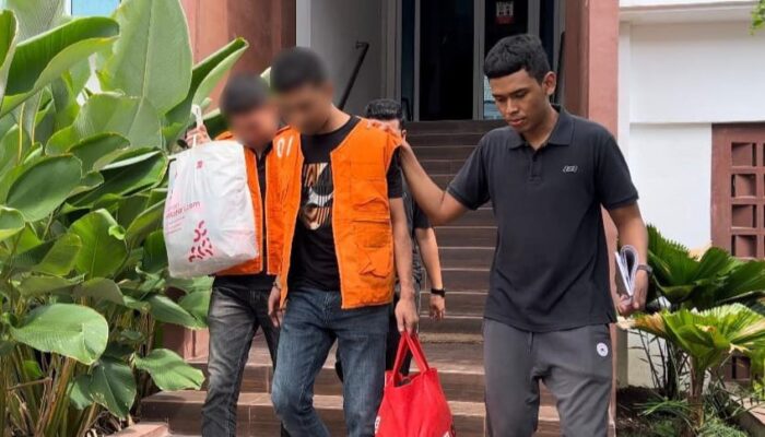 Kejari Bireuen Terima Dua Tersangka Kasus Tramadol Dari Polda Aceh