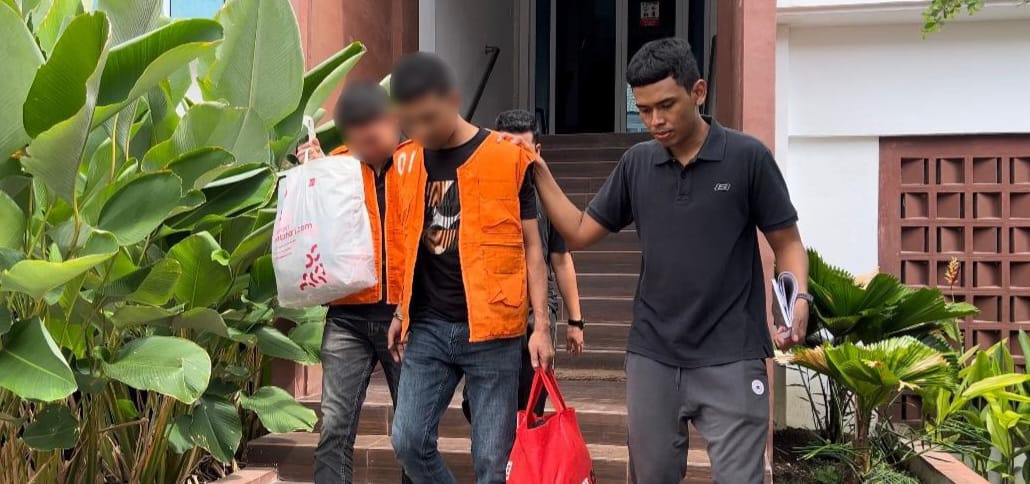 Kejari Bireuen Terima Dua Tersangka Kasus Tramadol Dari Polda Aceh