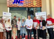 JNE Resmikan Sales Counter di IKN, Dukung Kota Hutan Berkelanjutan dengan Tanam 1.000 Pohon