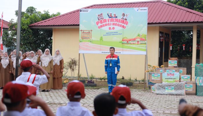 Perwira PT. PAG Bakar Semangat Pelajar SD Berani Bermimpi Setinggi Mungkin