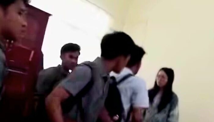 Video Viral Dosen Buang Berkas Mahasiswa, Unias Beri Penjelasan